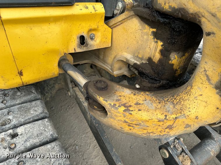 image for item OF9995 2012 Komatsu  PC55MR-3 mini excavator
