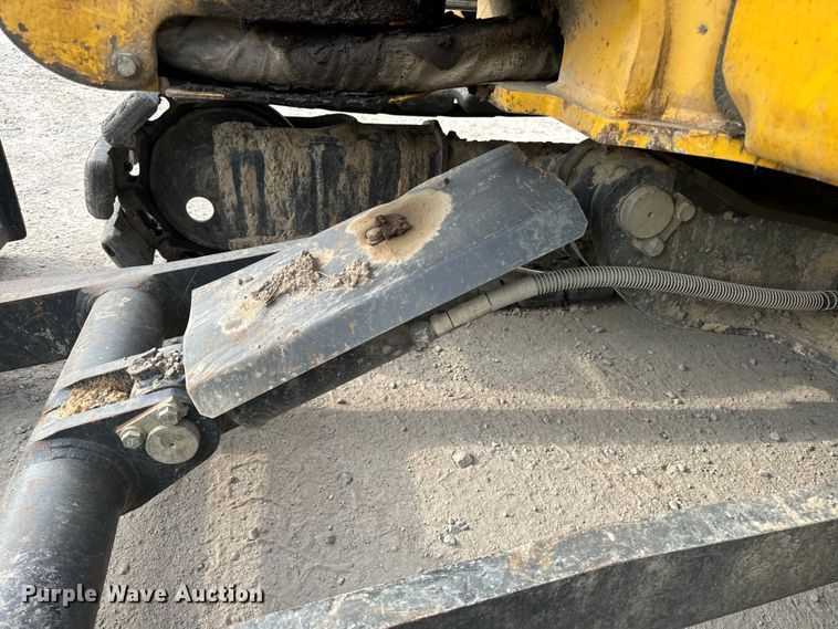 image for item OF9995 2012 Komatsu  PC55MR-3 mini excavator