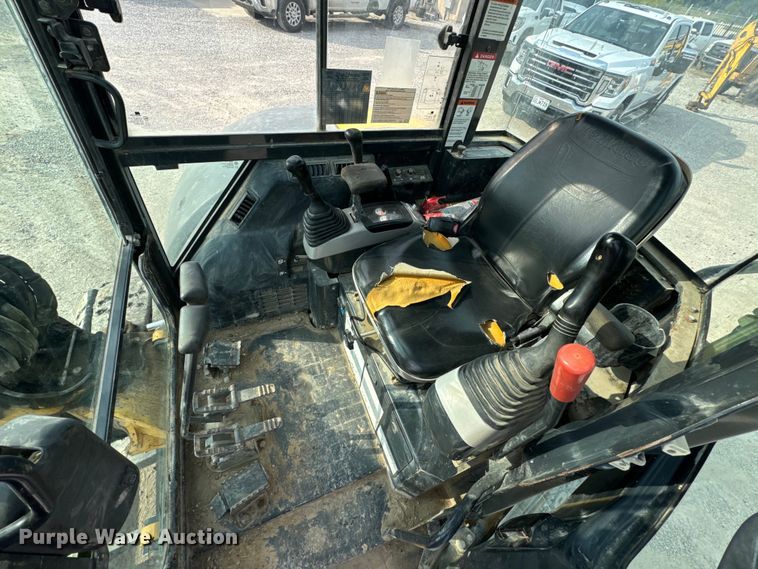 image for item OF9995 2012 Komatsu  PC55MR-3 mini excavator