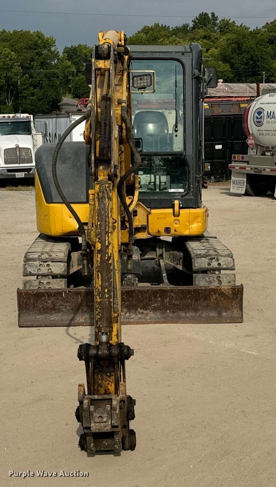 image for item OF9996 2012 Komatsu PC55MR-3 mini excavator