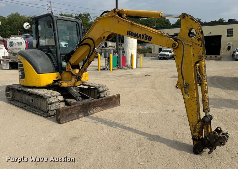 image for item OF9996 2012 Komatsu PC55MR-3 mini excavator