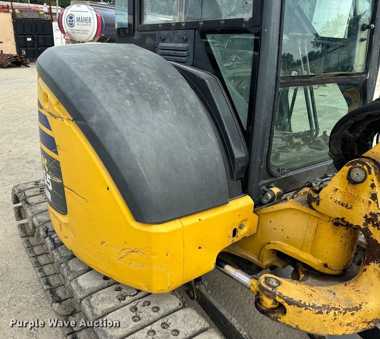 image for item OF9996 2012 Komatsu PC55MR-3 mini excavator