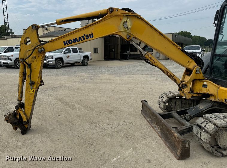 image for item OF9996 2012 Komatsu PC55MR-3 mini excavator