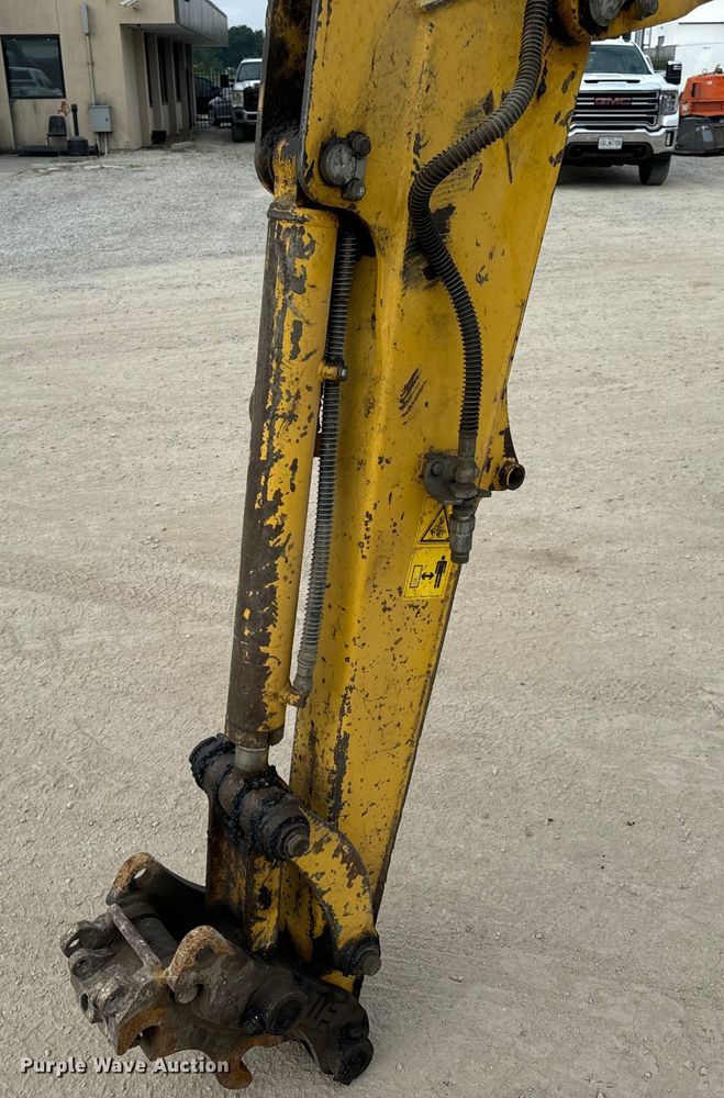 image for item OF9996 2012 Komatsu PC55MR-3 mini excavator