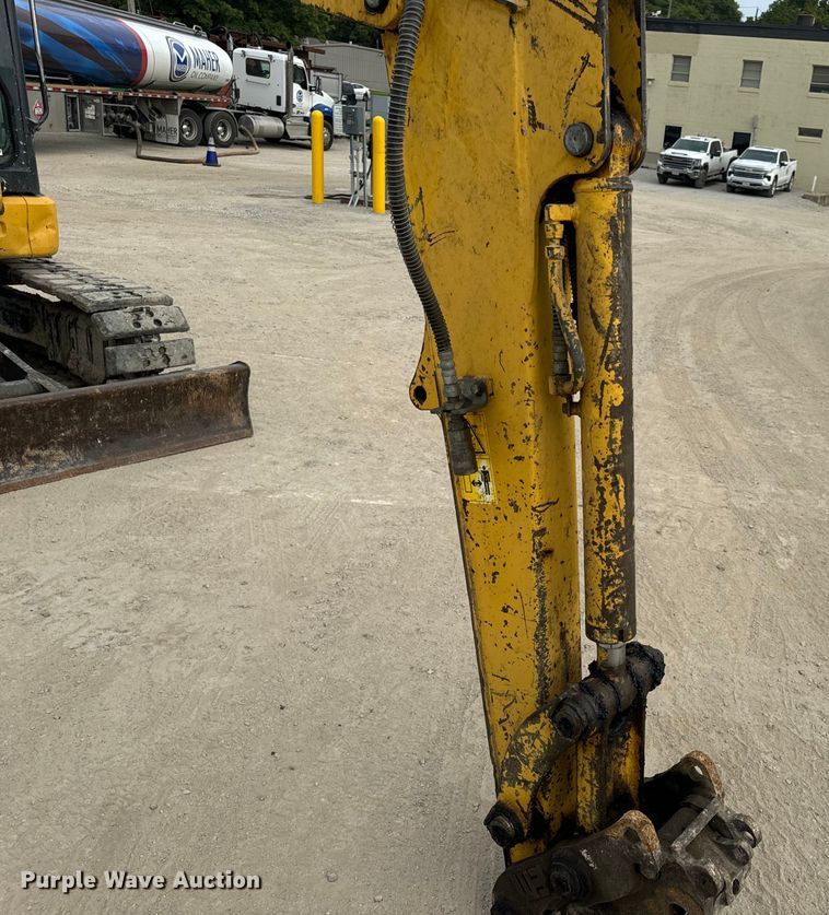 image for item OF9996 2012 Komatsu PC55MR-3 mini excavator