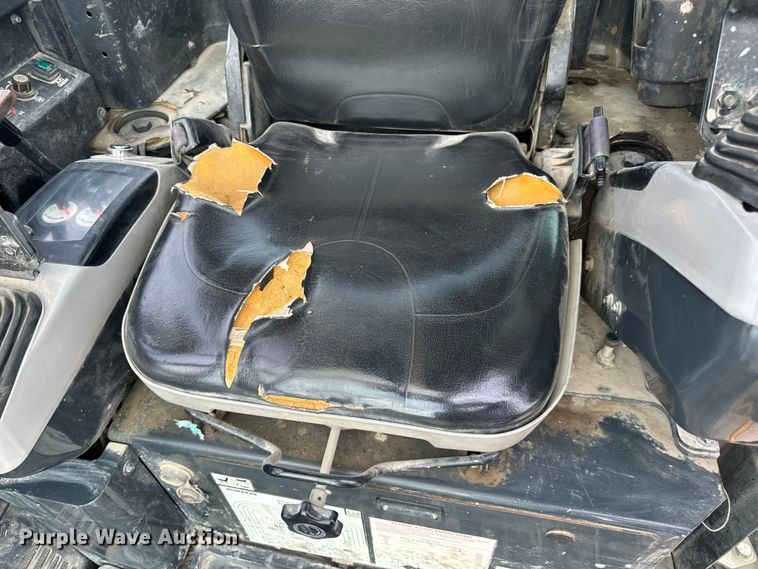 image for item OF9996 2012 Komatsu PC55MR-3 mini excavator