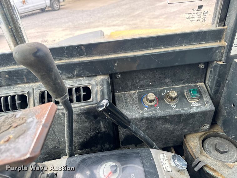 image for item OF9996 2012 Komatsu PC55MR-3 mini excavator