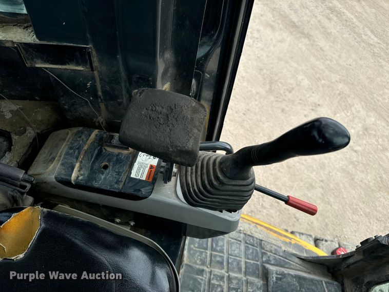 image for item OF9996 2012 Komatsu PC55MR-3 mini excavator