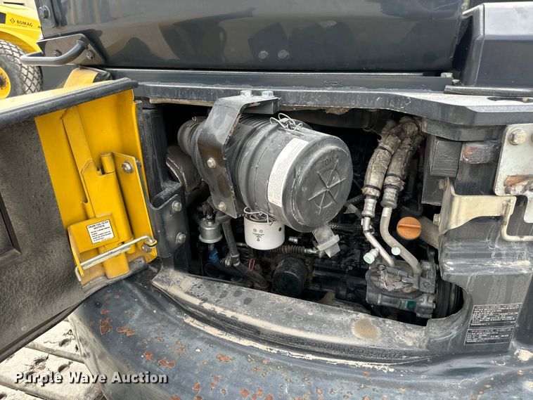 image for item OF9996 2012 Komatsu PC55MR-3 mini excavator