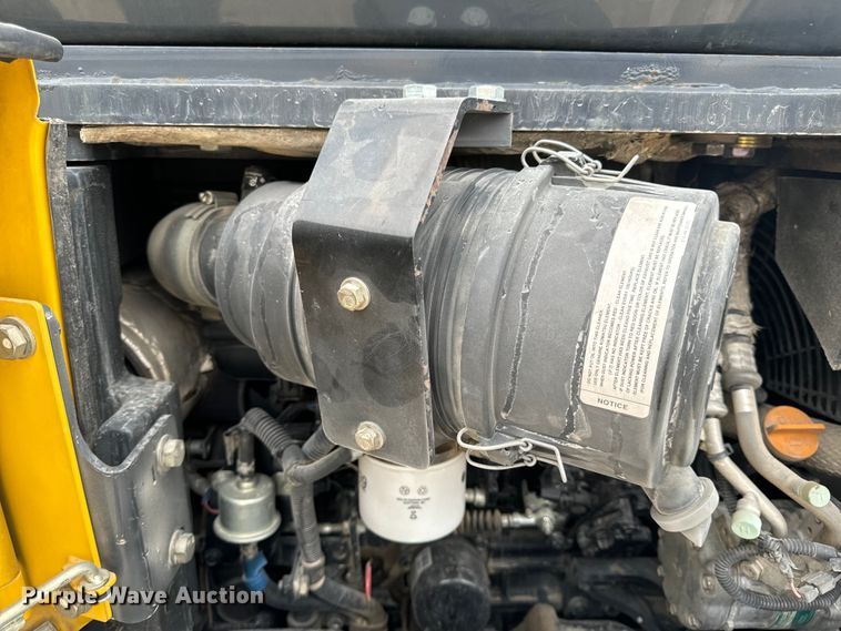 image for item OF9996 2012 Komatsu PC55MR-3 mini excavator