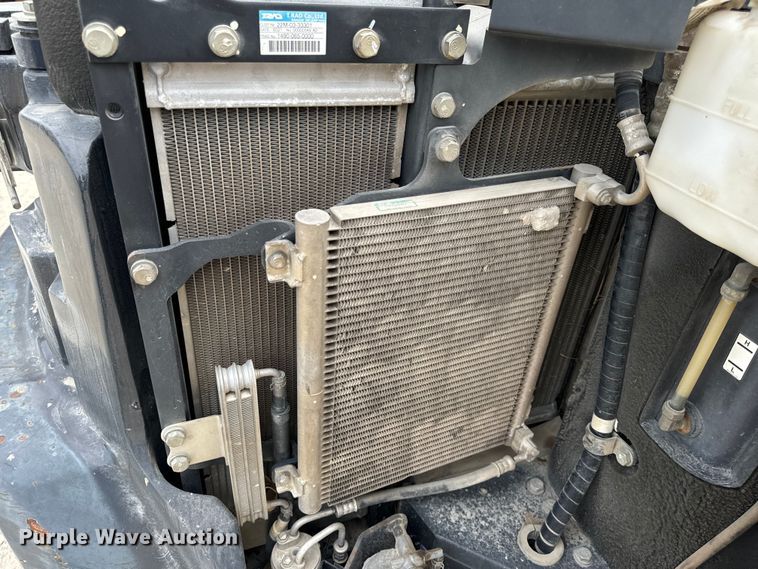 image for item OF9996 2012 Komatsu PC55MR-3 mini excavator