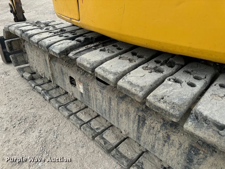 image for item OF9996 2012 Komatsu PC55MR-3 mini excavator