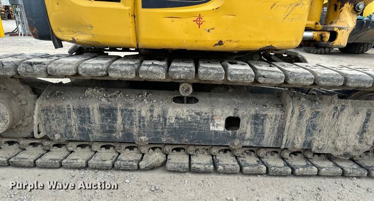 image for item OF9996 2012 Komatsu PC55MR-3 mini excavator