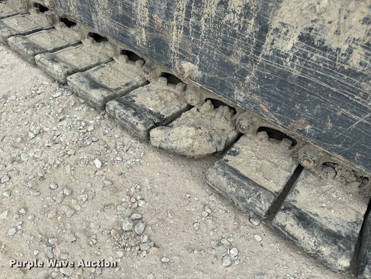 image for item OF9996 2012 Komatsu PC55MR-3 mini excavator