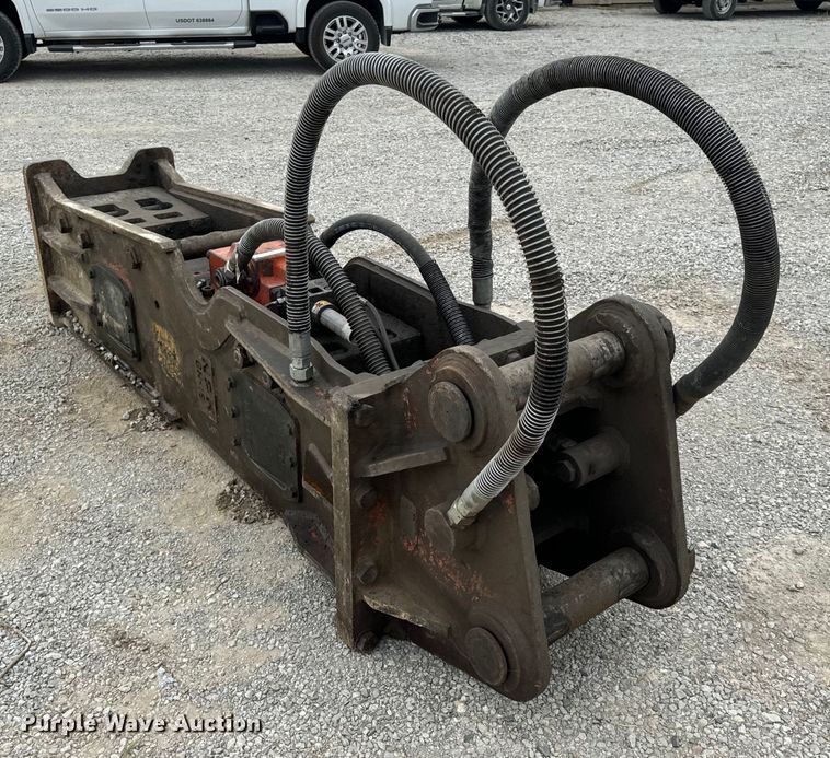 image for item OF9997 NPK GH-18 breaker