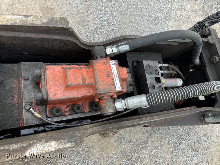 image for item OF9997 NPK GH-18 breaker