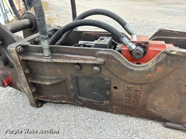 image for item OF9997 NPK GH-18 breaker