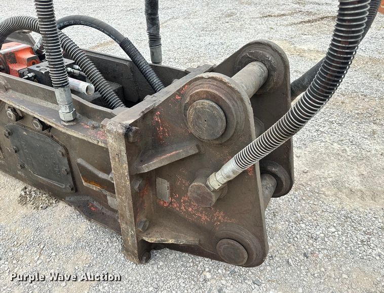 image for item OF9997 NPK GH-18 breaker