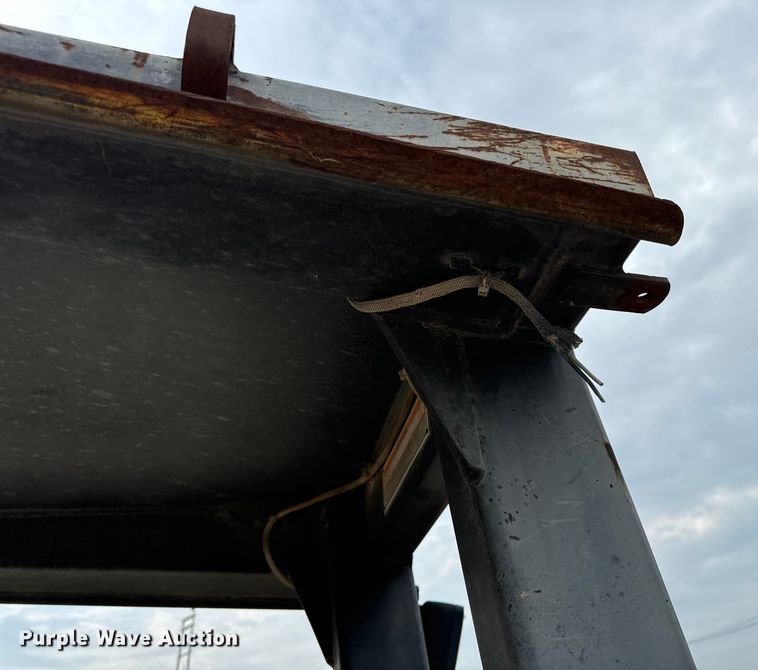 image for item OF9998 2002 Caterpillar  CP-323C single drum vibratory roller