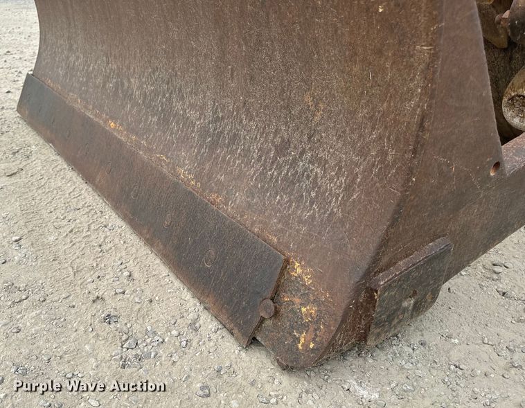 image for item OF9998 2002 Caterpillar  CP-323C single drum vibratory roller