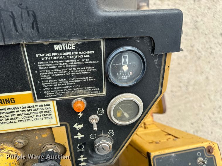 image for item OF9998 2002 Caterpillar  CP-323C single drum vibratory roller