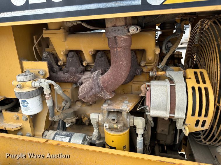 image for item OF9998 2002 Caterpillar  CP-323C single drum vibratory roller