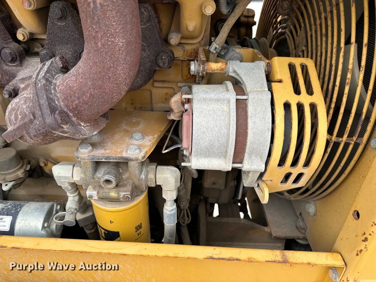 image for item OF9998 2002 Caterpillar  CP-323C single drum vibratory roller