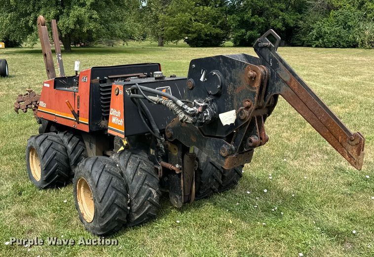 image for item OG9613 2002 Ditch Witch 410SX cable plow