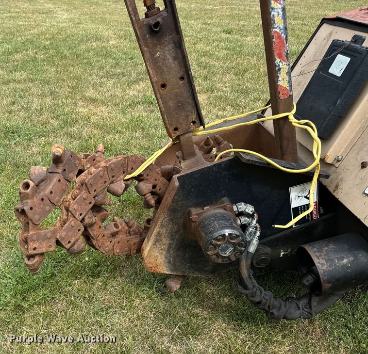 image for item OG9613 2002 Ditch Witch 410SX cable plow