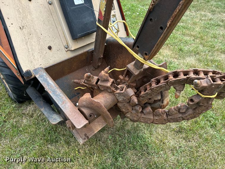image for item OG9613 2002 Ditch Witch 410SX cable plow