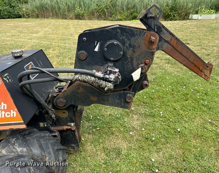 image for item OG9613 2002 Ditch Witch 410SX cable plow