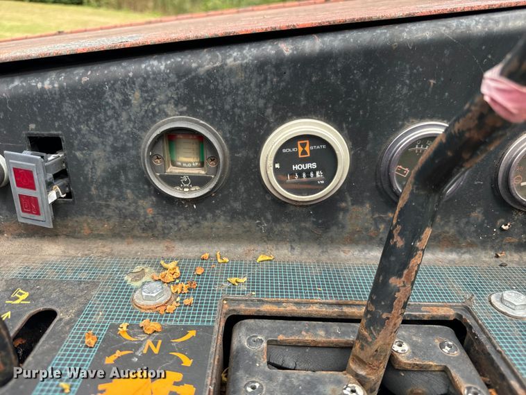 image for item OG9613 2002 Ditch Witch 410SX cable plow