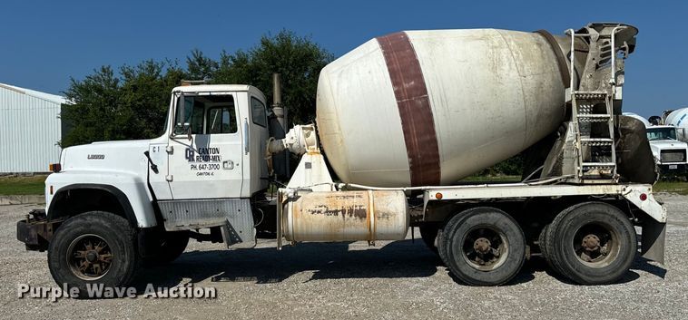 image for item OG9629 1995 Ford  LT8000 ready mix truck