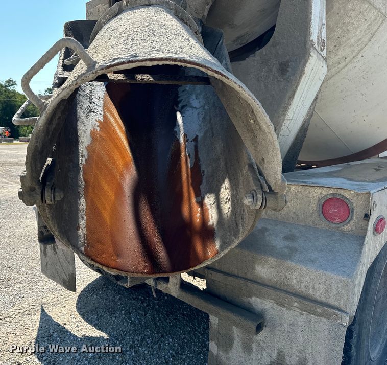 image for item OG9629 1995 Ford  LT8000 ready mix truck