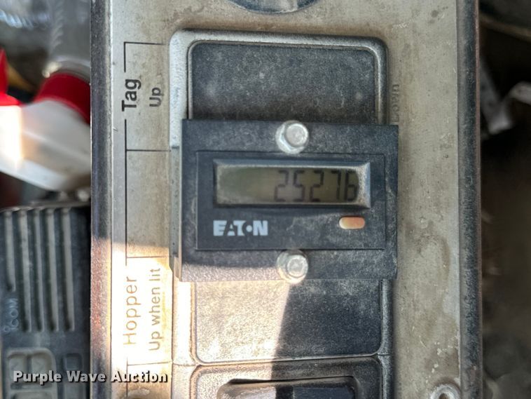 image for item OG9629 1995 Ford  LT8000 ready mix truck