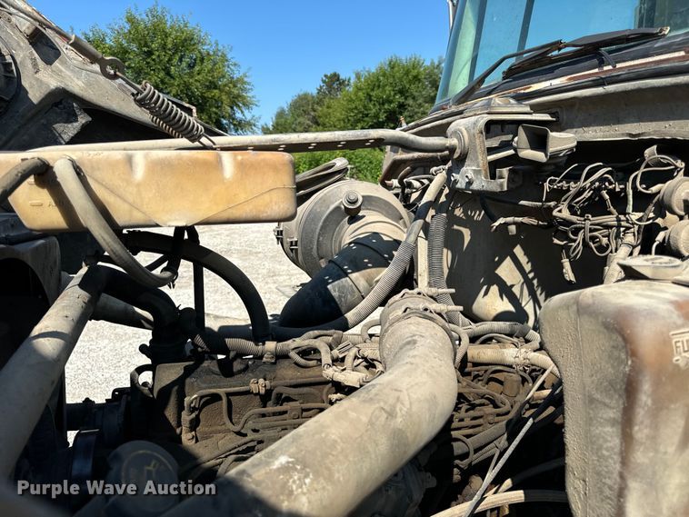 image for item OG9629 1995 Ford  LT8000 ready mix truck