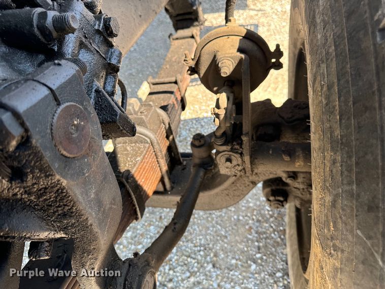 image for item OG9629 1995 Ford  LT8000 ready mix truck