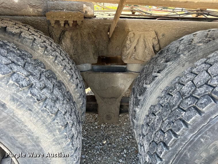 image for item OG9629 1995 Ford  LT8000 ready mix truck