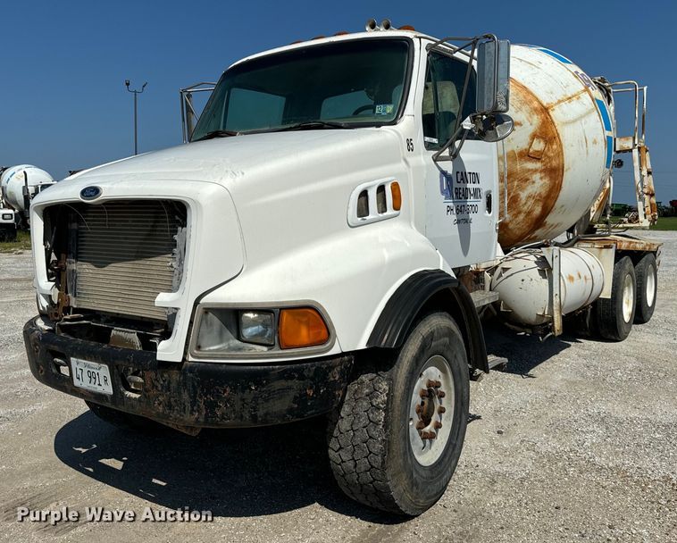 image for item OG9630 1998 Ford  LT8500 ready mix truck