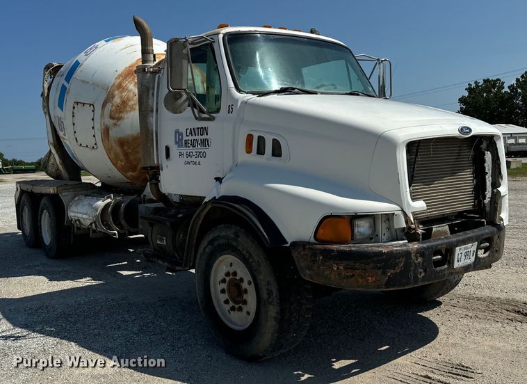 image for item OG9630 1998 Ford  LT8500 ready mix truck