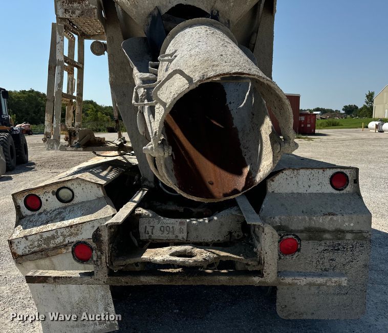 image for item OG9630 1998 Ford  LT8500 ready mix truck