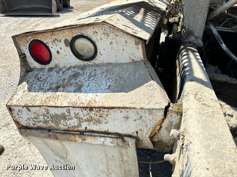 image for item OG9630 1998 Ford  LT8500 ready mix truck