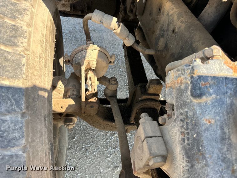 image for item OG9630 1998 Ford  LT8500 ready mix truck