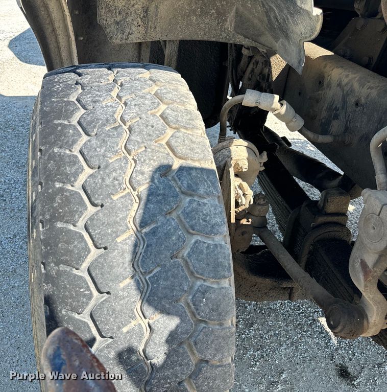 image for item OG9630 1998 Ford  LT8500 ready mix truck