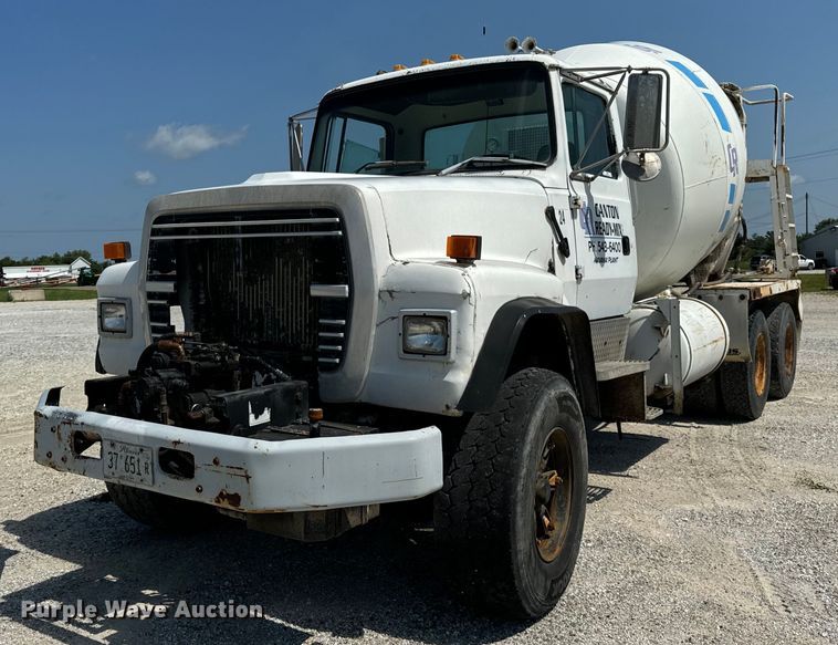 image for item OG9631 1997 Ford  LT8000 ready mix truck