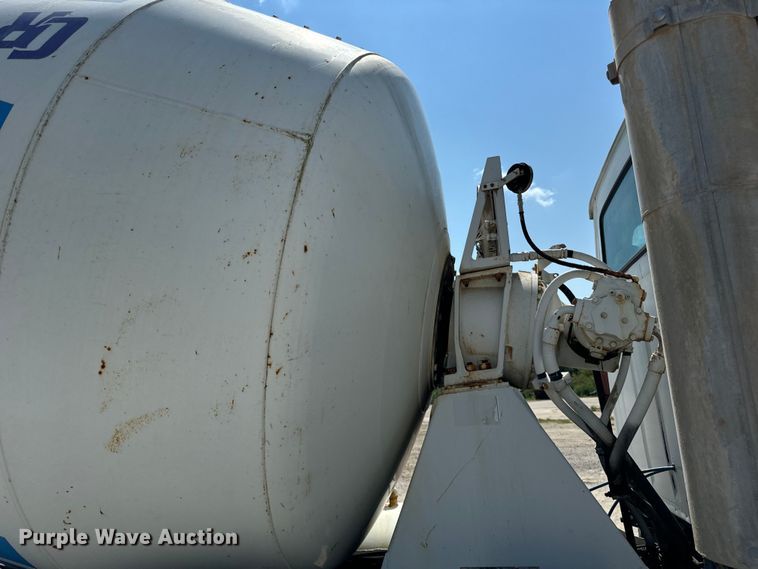 image for item OG9631 1997 Ford  LT8000 ready mix truck