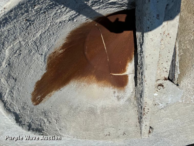 image for item OG9631 1997 Ford  LT8000 ready mix truck