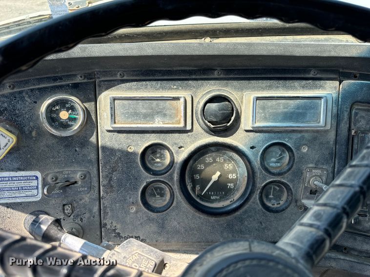 image for item OG9631 1997 Ford  LT8000 ready mix truck