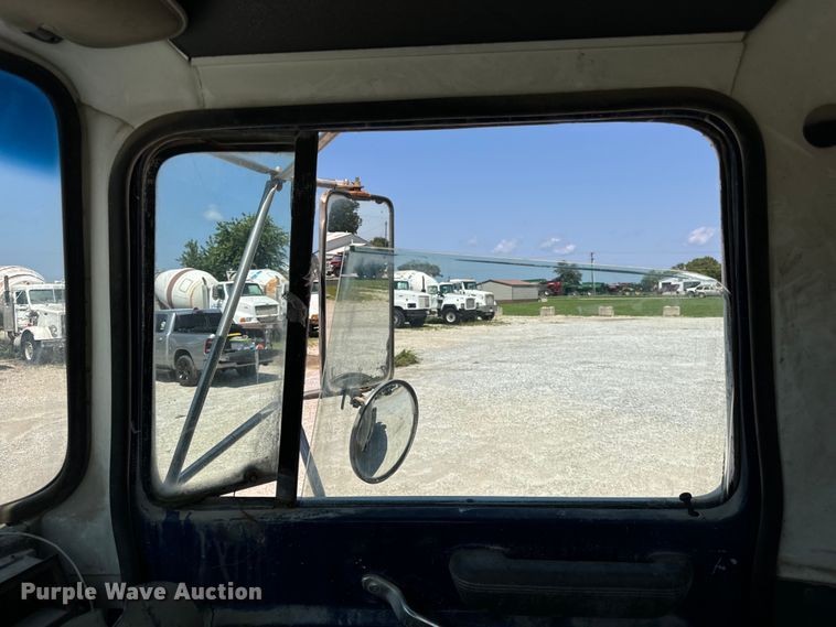 image for item OG9631 1997 Ford  LT8000 ready mix truck