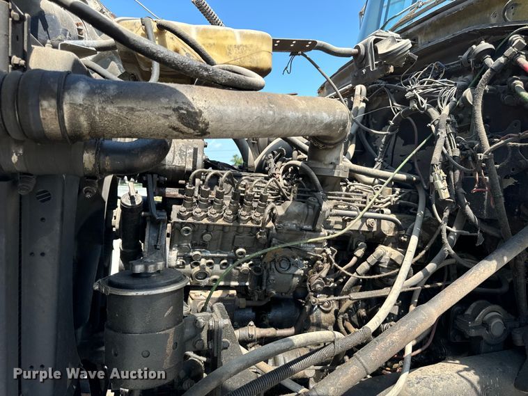 image for item OG9631 1997 Ford  LT8000 ready mix truck